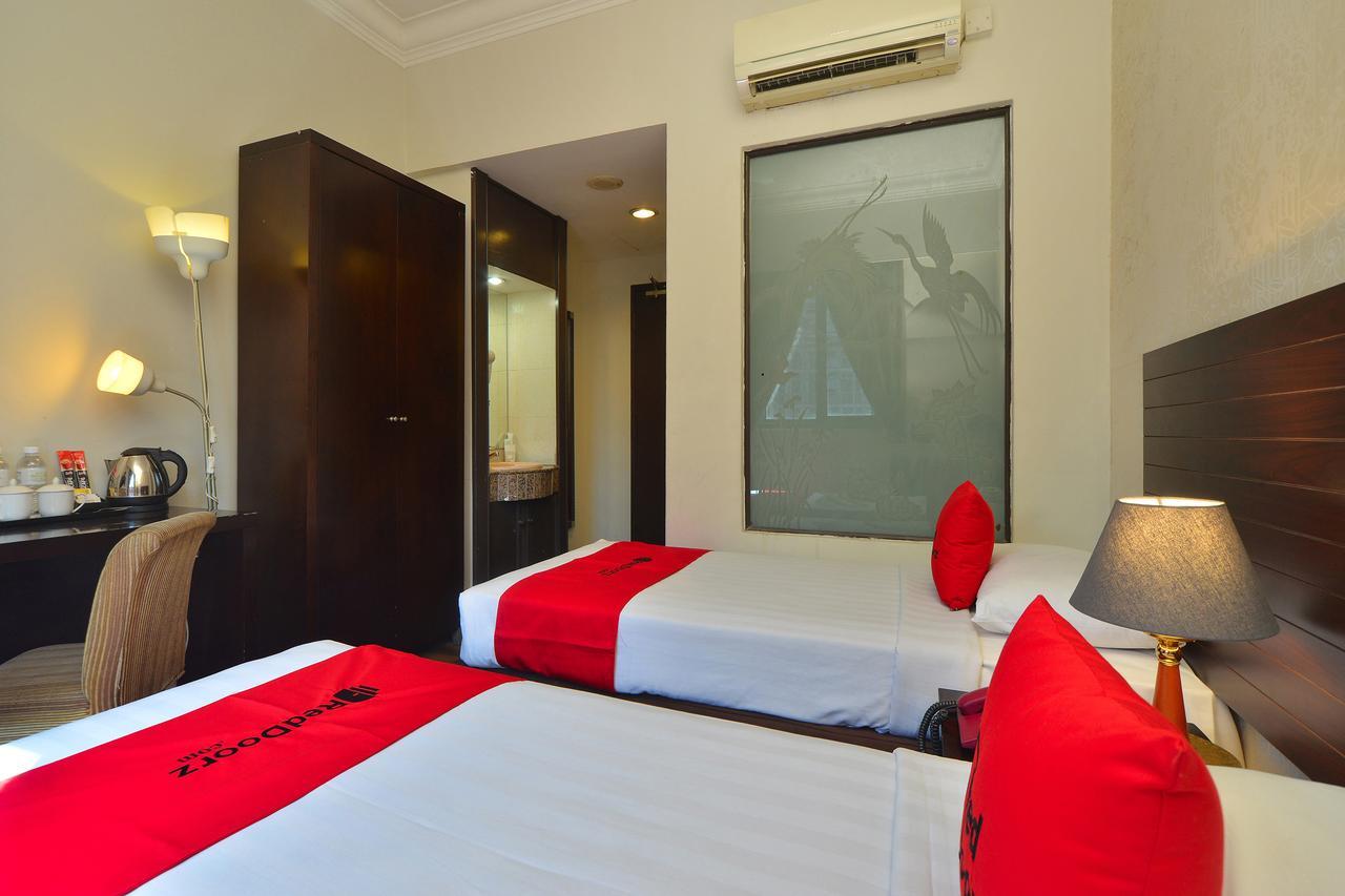 Reddoorz @ Aljunied Hotel Singapura Luaran gambar