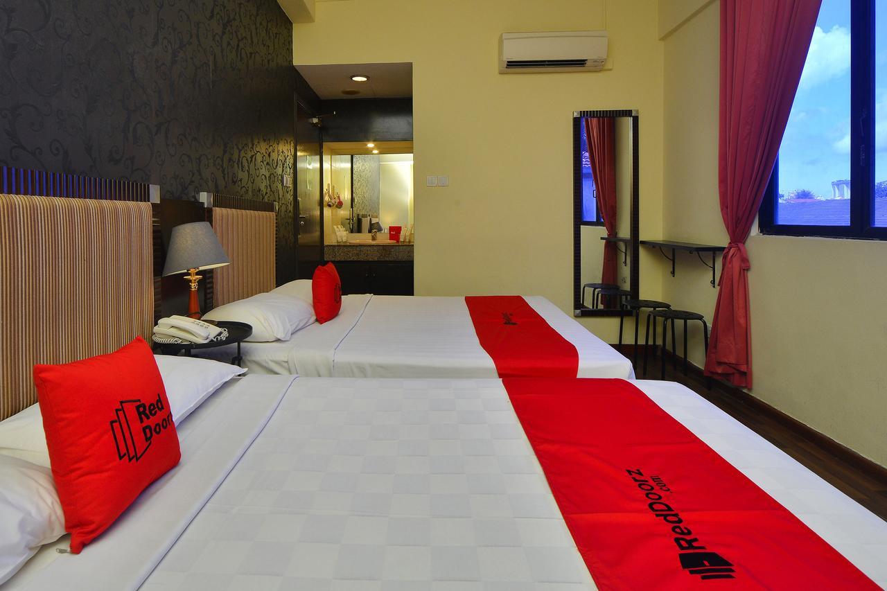 Reddoorz @ Aljunied Hotel Singapura Luaran gambar