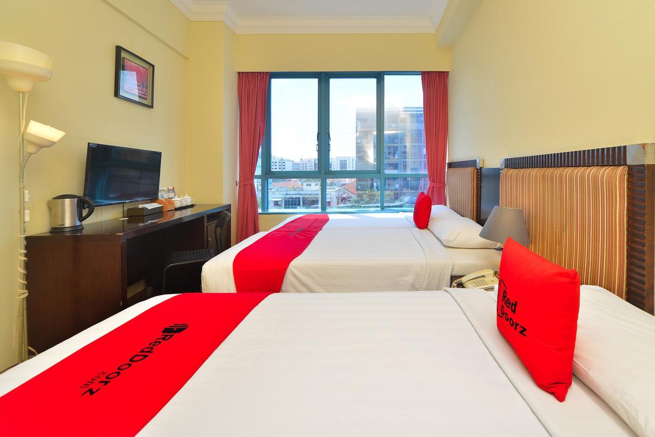 Reddoorz @ Aljunied Hotel Singapura Luaran gambar